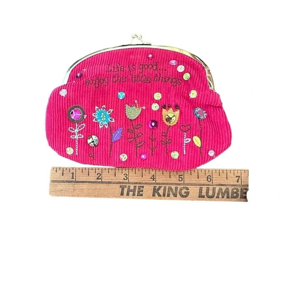 Women's Pink Life Is Good Enjoy The Little Things Floral Embordried Duffle Bag - Picture 7 of 7